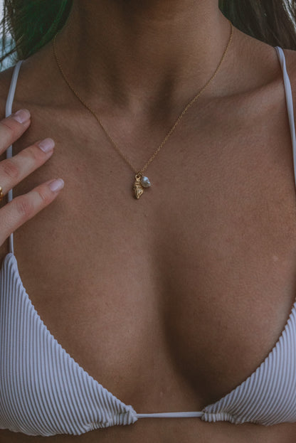 Conch Pearl Necklace